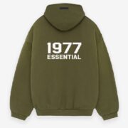 The 1977 Essentials Fleece Hoodie Green